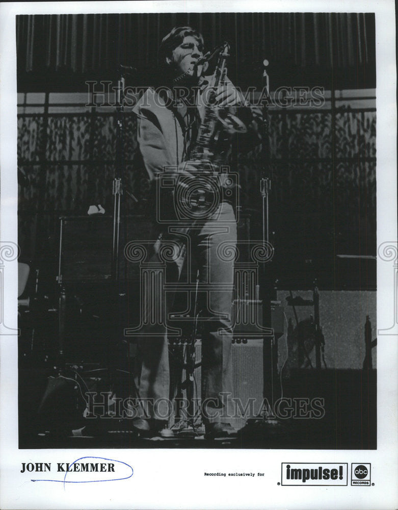 1973 Press Photo John Klemmer  American saxophonist Chicago writing dance - Historic Images