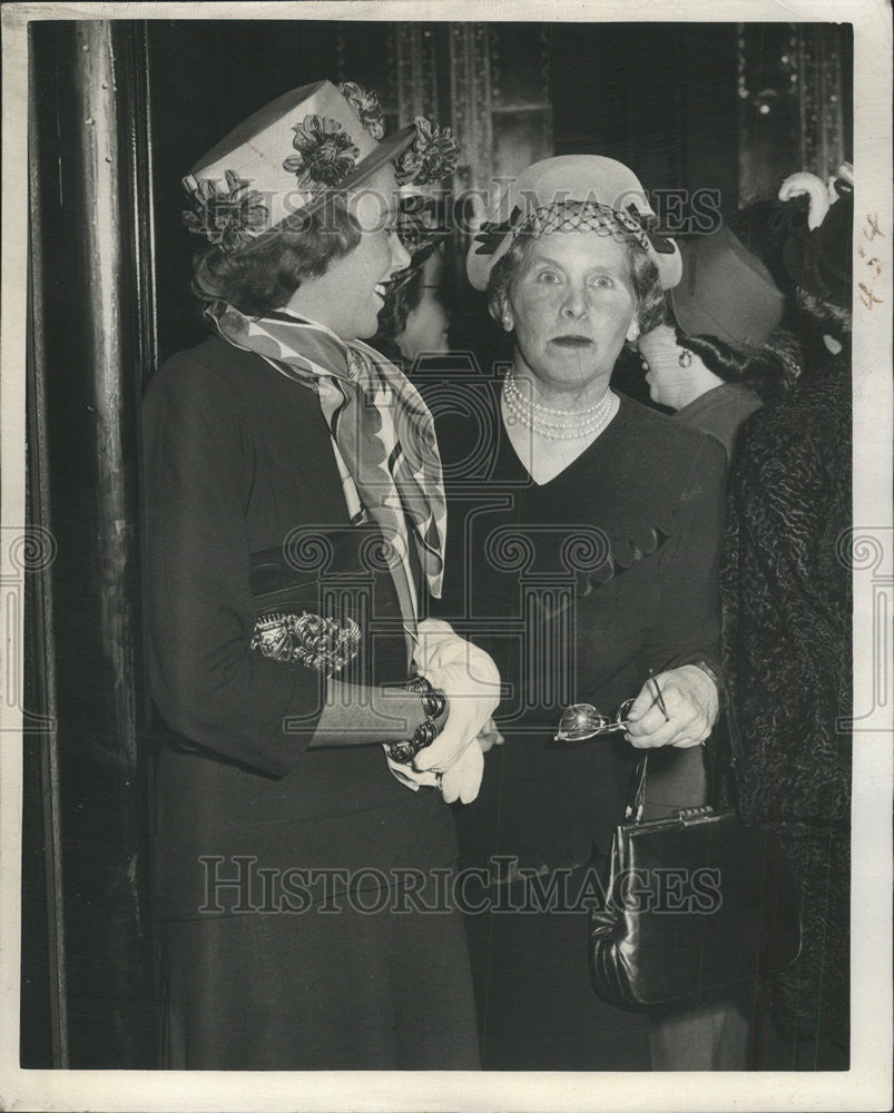 1948 Press Photo Mrs. John Andrews King - Historic Images