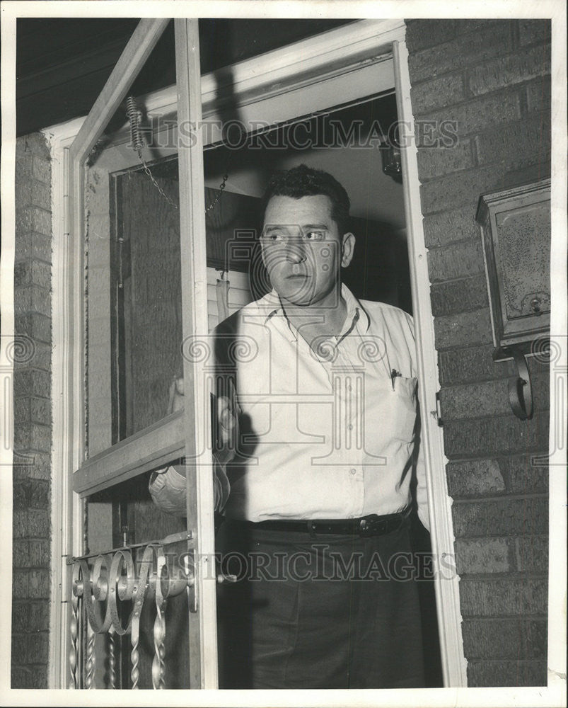 1964 Press Photo Tadheus Kielbasa Ward Committeeman Babe McAvoy - Historic Images