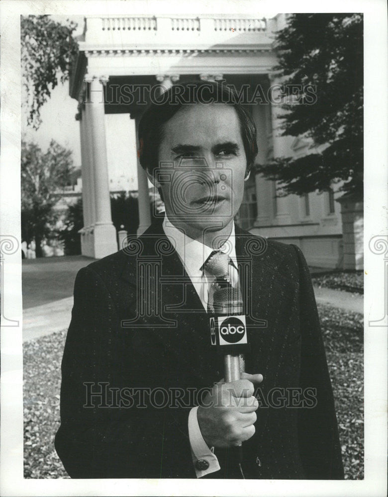 1975 Press Photo Tom Jarriel News reporter ABC News White House Correspondent - Historic Images