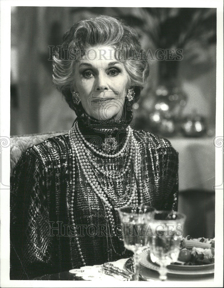 1988 Press Photo Actress Nan Martin In Old Money - Historic Images