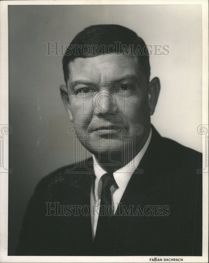 1966 Press Photo Robert James Vice President Armour Company Chicago Illinois - Historic Images