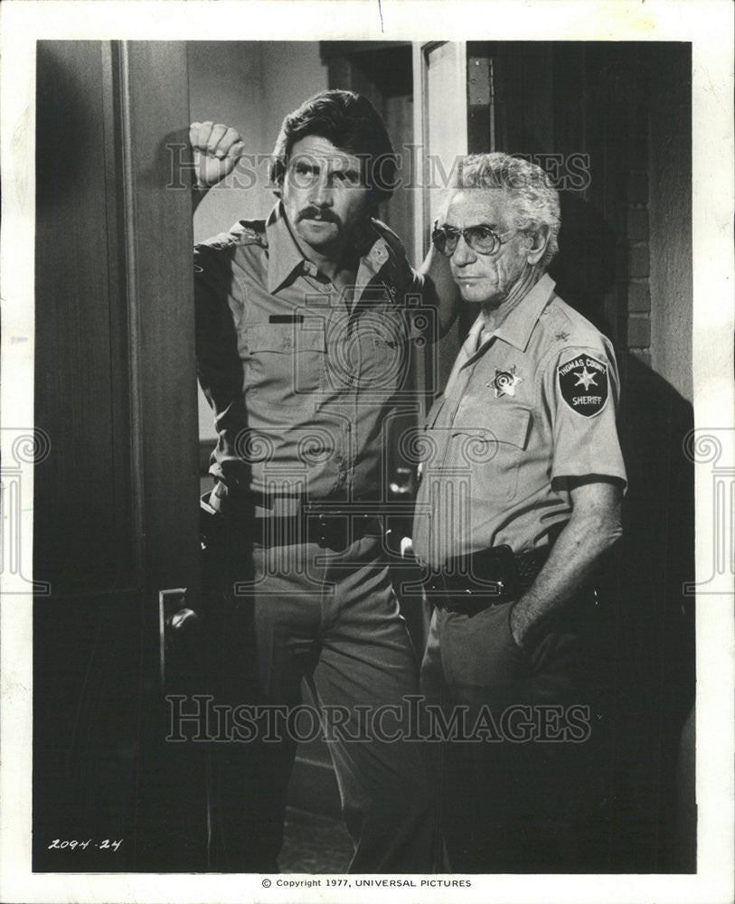 1977 Press Photo Actor John Marley In The Car - Historic Images