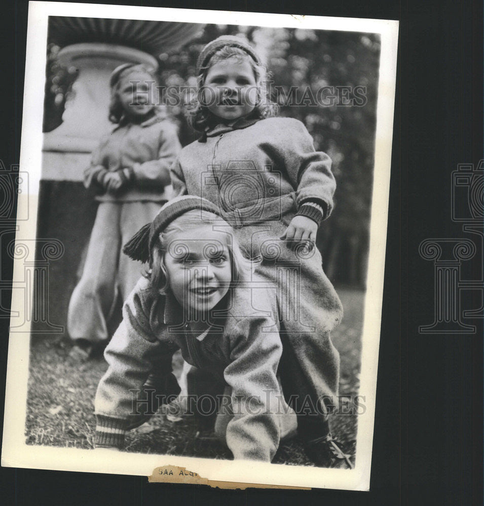 1941 Press Photo Princess Margeretha, Princess Desiree and Princess Birgitta - Historic Images