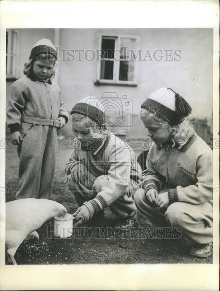 1941 Press Photo Swedish Princesses Desiree Margaretha Birgitta Prince Adolf - Historic Images