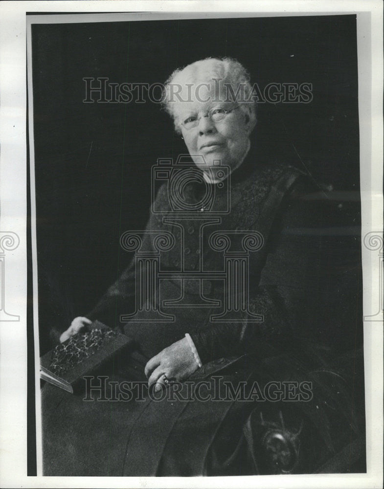 1965 Press Photo Dr. Ralph N. Isham Portraits Family - Historic Images