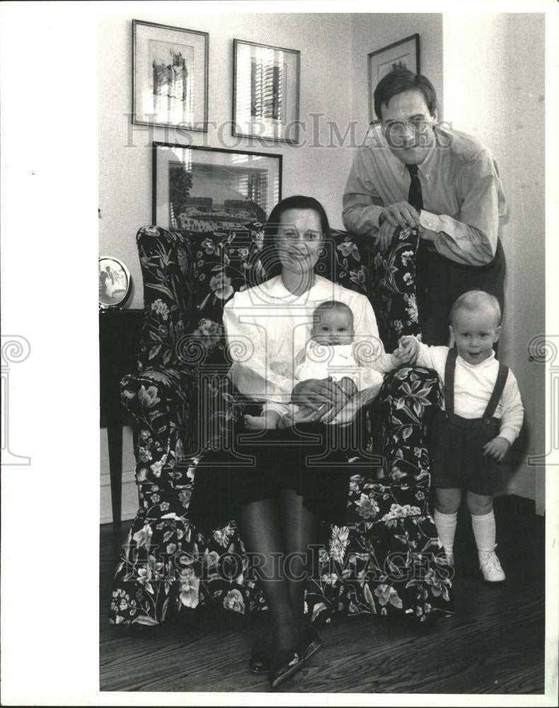 1987 Press Photo Robert Totten Isham Jr - Historic Images