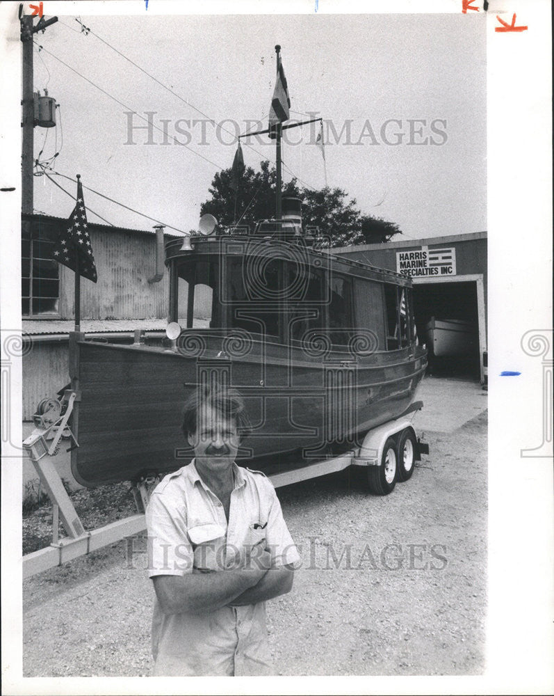 1990 Press Photo William Harris Lyons Annual Chicago International Boat Show - Historic Images