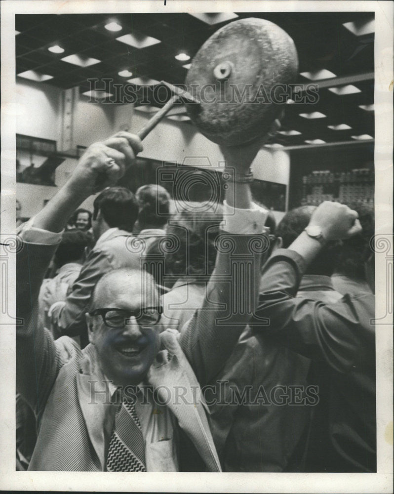 1974 Press Photo I M M President Everette B Harris - Historic Images