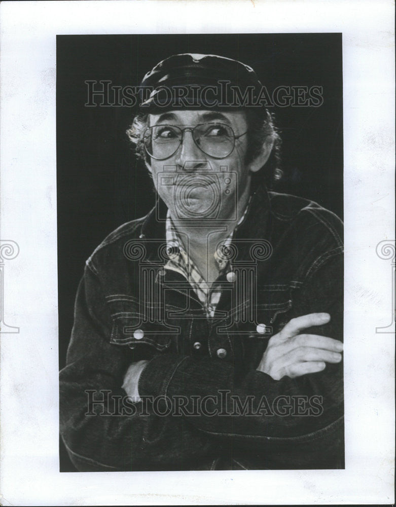 1973 Press Photo Stanley Myron Handelman Comedian - Historic Images