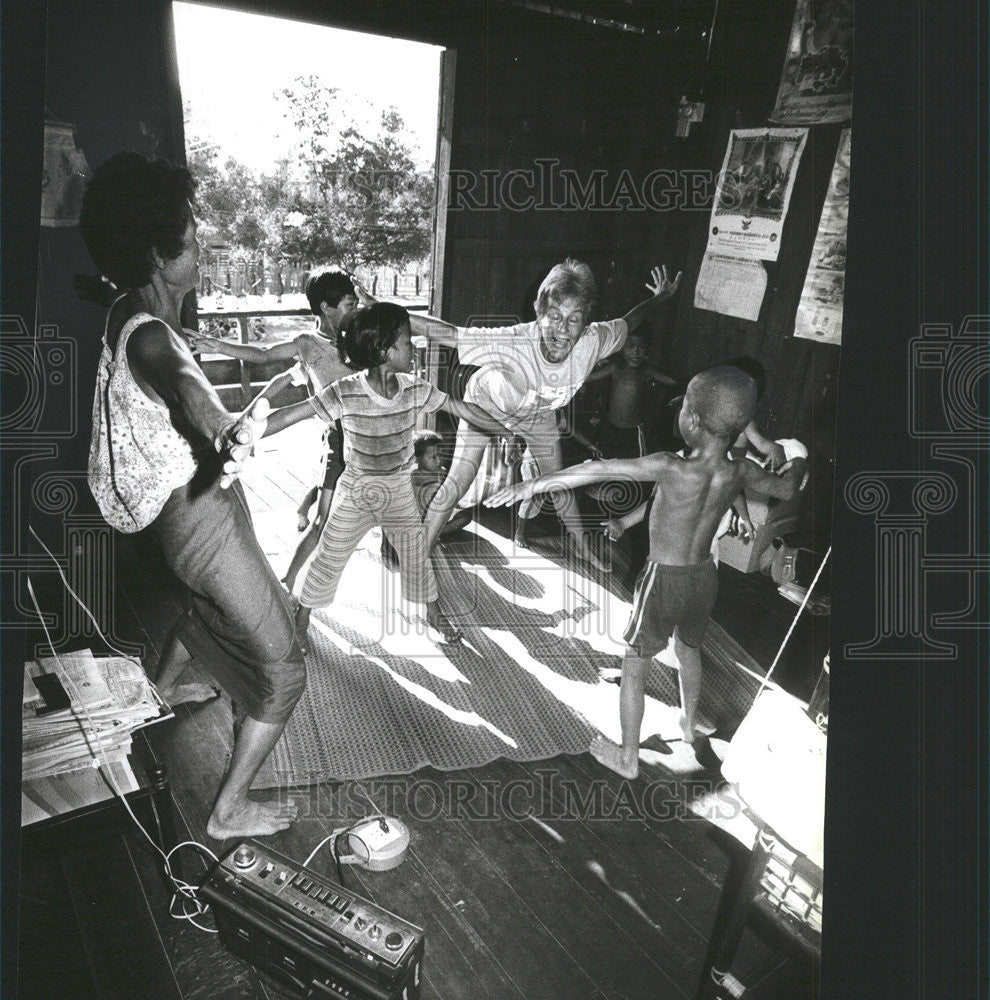 1984 Press Photo Marian Osborne Gear, Peace Corps. - Historic Images