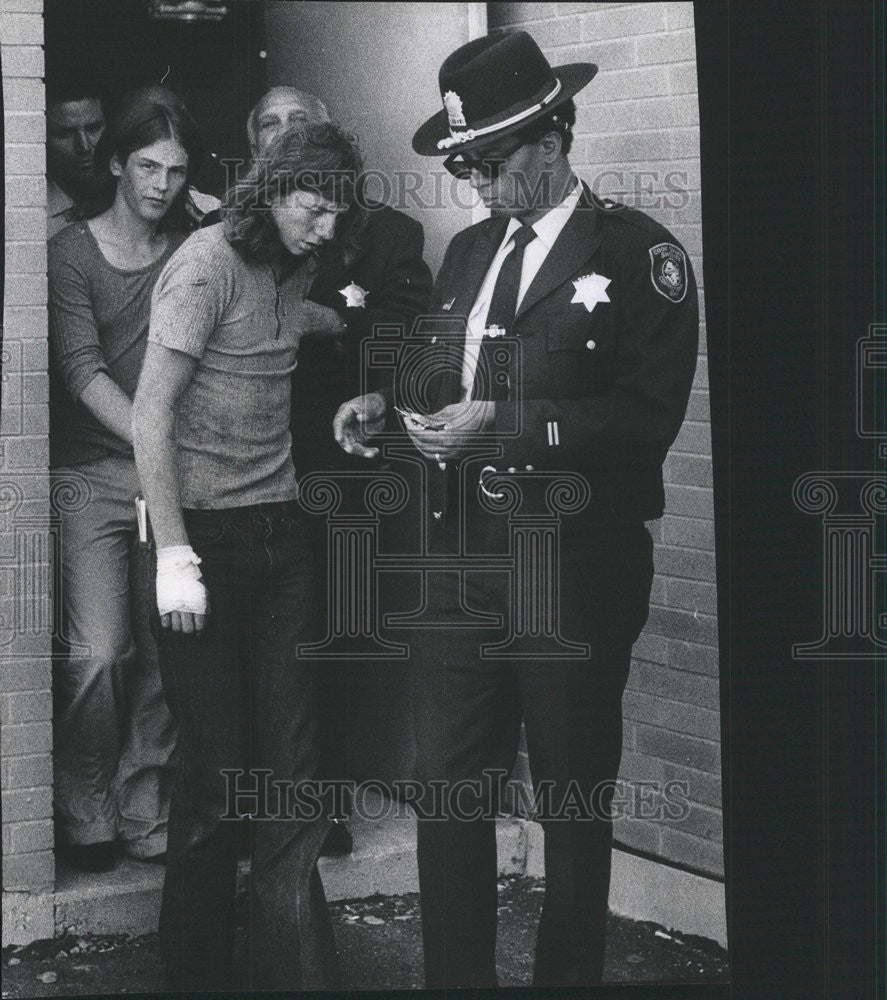 1973 Press Photo John Martichuski David James Jackson Adolphus Bailey police - Historic Images