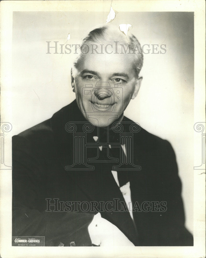 1957 Press Photo Alexander Gray singer Desert Song Congress hotel Glass Hat - Historic Images