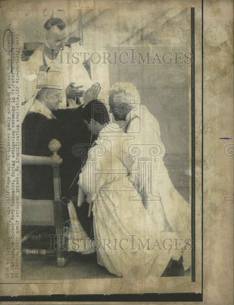 1975 Press Photo Mark E. Guerin Chicago Roman Catholic Priest - Historic Images