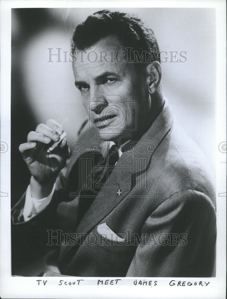 1970 Press Photo James Gregory eather Marine officer fight manager gangster - Historic Images