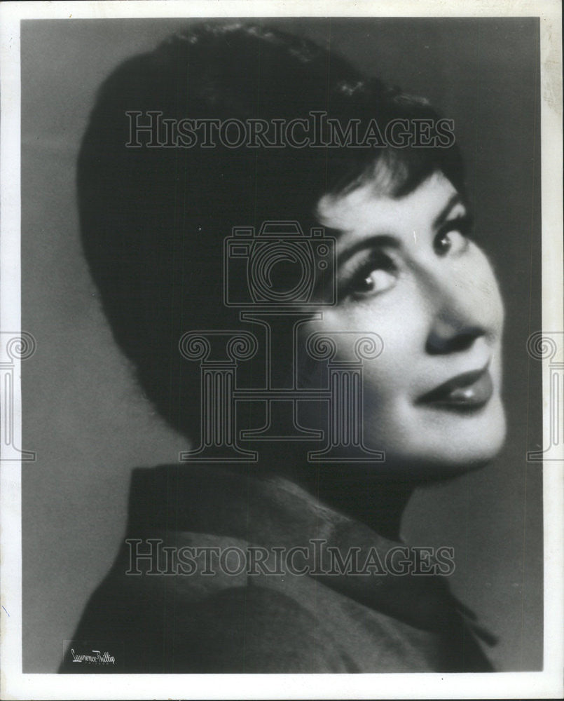 1968 Press Photo Dina Halpern Actress Yiddish Stage Star Family Cahana Drama - Historic Images