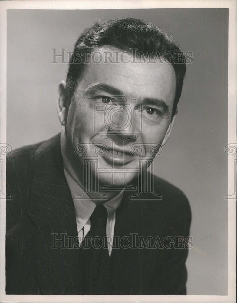 1968 Press Photo John Beal Freedom Rings telephone audience American family - Historic Images