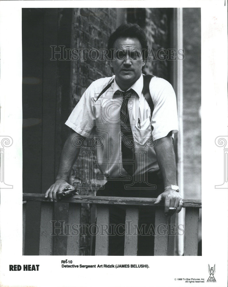 1988 Press Photo Jim Belushi as Chicago Cop in &quot;Red Heat.&quot; - Historic Images