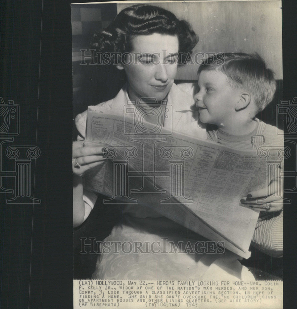 1943 Press Photo Capt Colin Purdie Kelly, Jr U. S. Air Force Pilot&#39;s Family - Historic Images