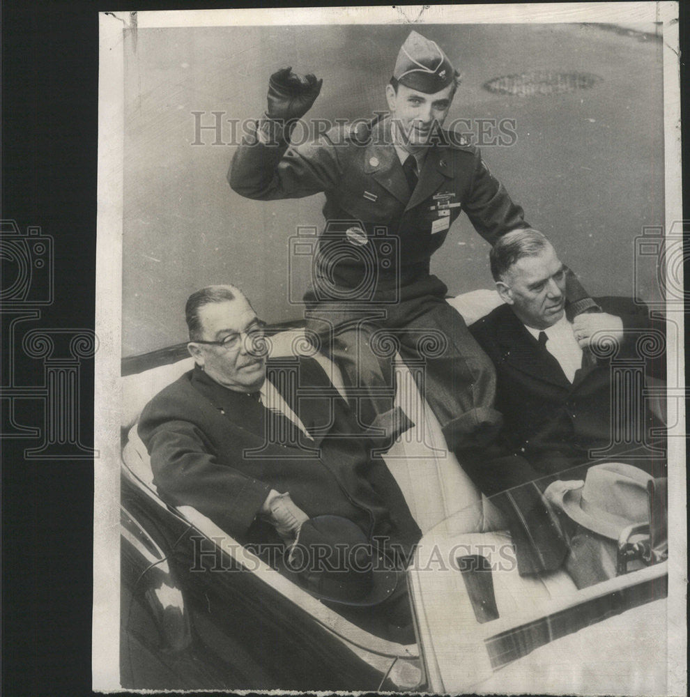 1953 Press Photo Pfc. Jack Loerecher United States Army Soldier - Historic Images