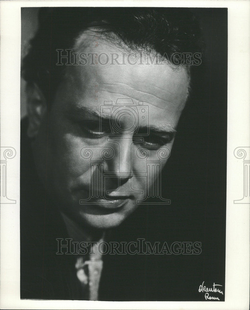 1961 Press Photo Enrico Frigerio Chicago Lyric Opera Stage Director - Historic Images