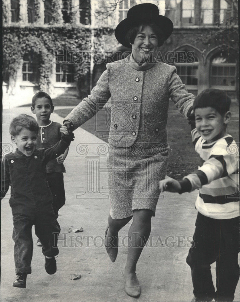 1966 Press Photo Chicago Pirates Penzance Mandel Tommy Marks Jimmy Charles - Historic Images