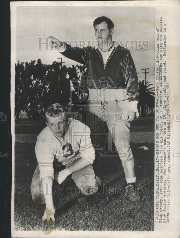 1948 Press Photo Gray Crosby Bing Bill Prentice Bellar Crooner Belliarmine - Historic Images