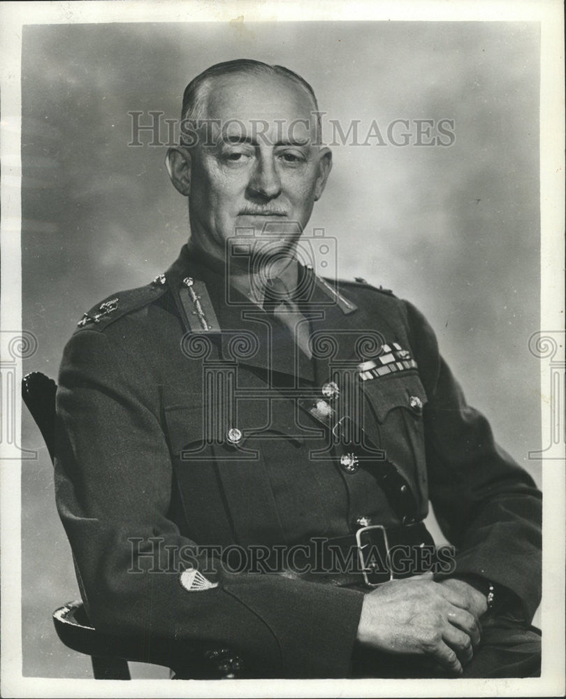 1954 Press Photo Sir Kenneth Crawford, British Army Official/General - Historic Images