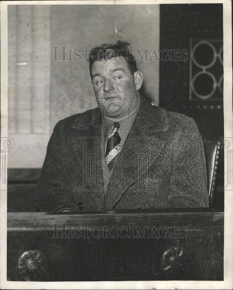 1941 Press Photo Police Officer Anthony J. Crane On Charge of Burglary - Historic Images