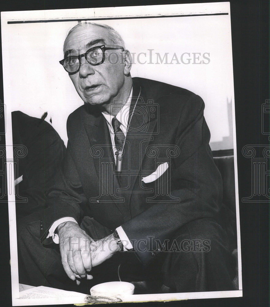 1962 Press Photo Bulgarian Scientist Dr. Cristjo Cristofv Evanston Federal Court - Historic Images