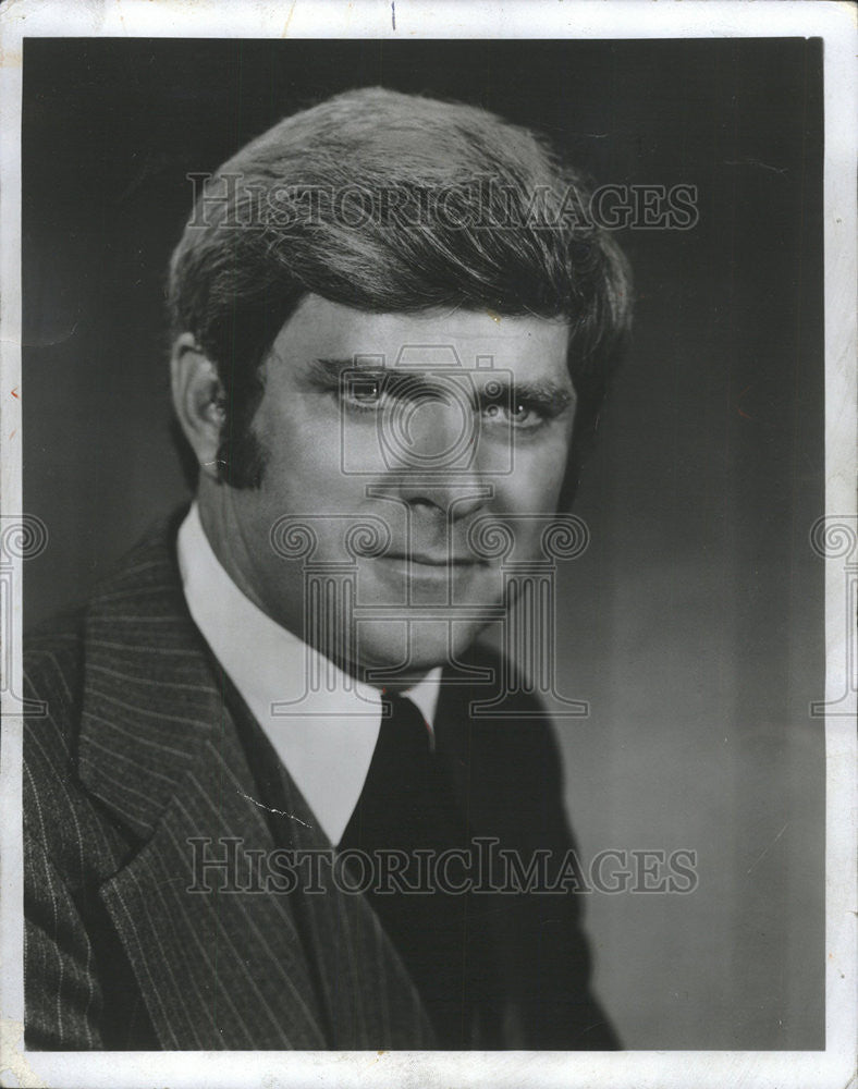 1977 Press Photo Phil Donahue Show Talk Actor Host - Historic Images