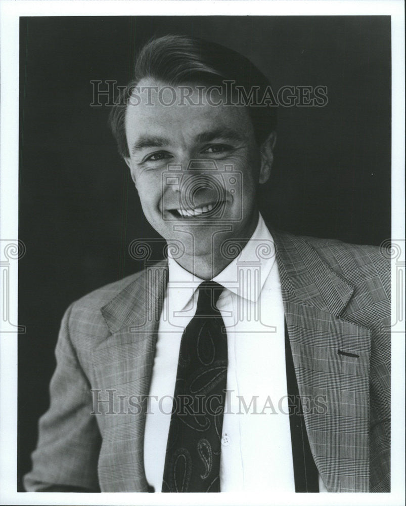 1988 Press Photo Micheal Clinton Publisher of Gentlemen&#39;s Quarterly - Historic Images