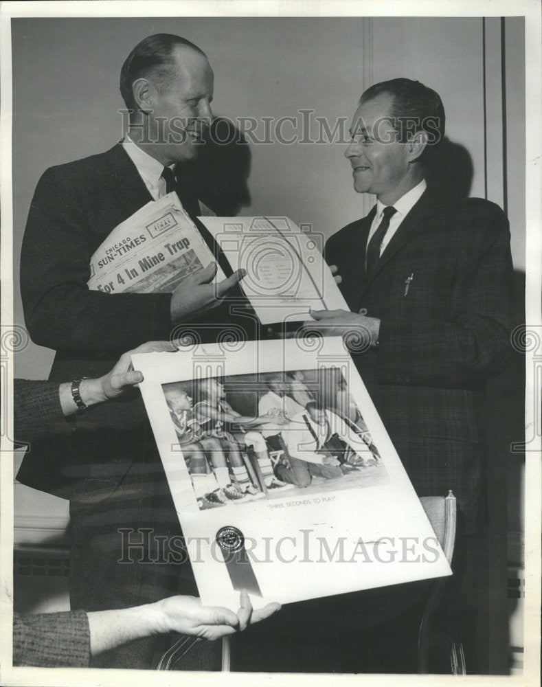 1965 Press Photo Sun-Times Photographer Bob Kotalik John B. Rodgers Medill - Historic Images