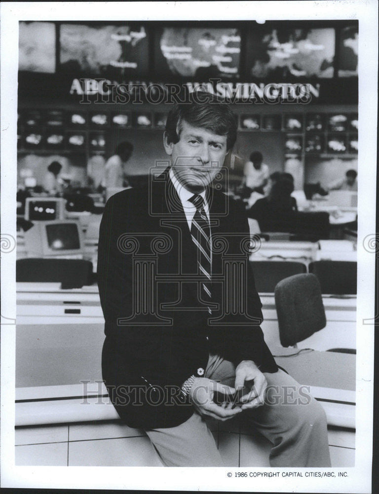 1986 Press Photo Ted Koppel American Broadcast Journalist Nightline Anchor - Historic Images