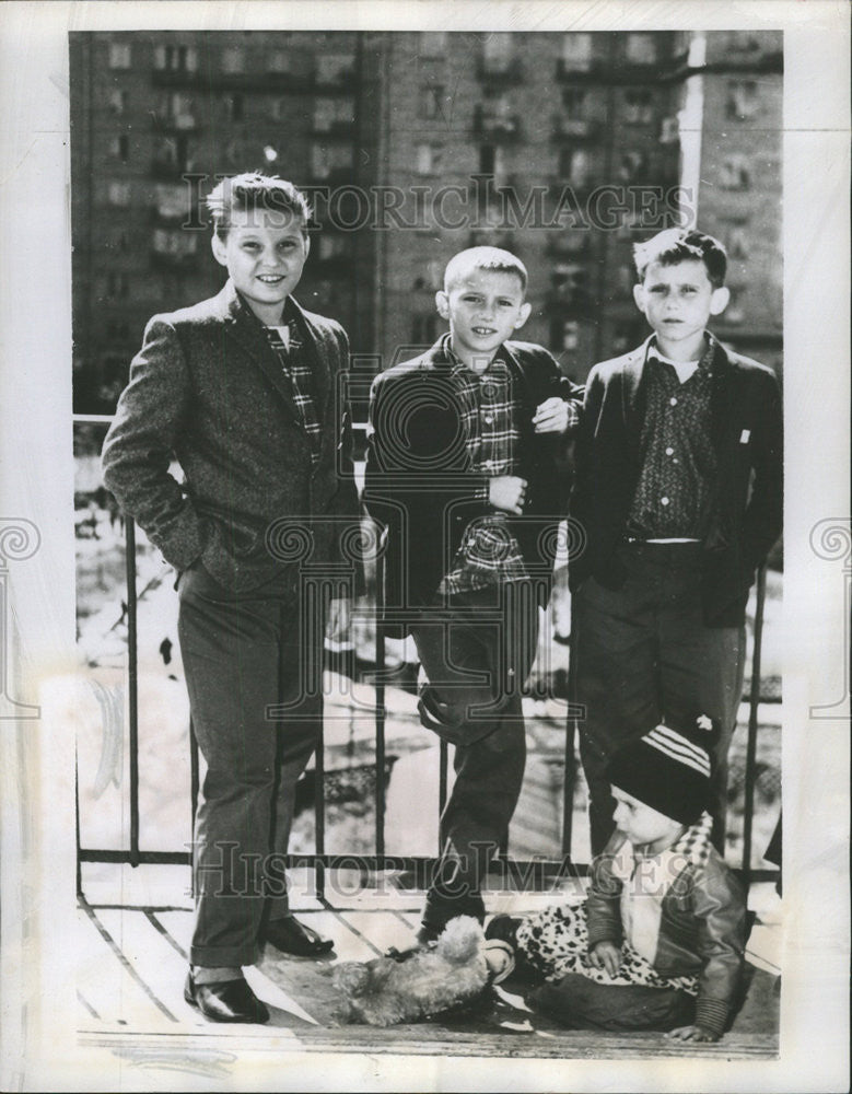 1959 Press Photo Richard/Paul/George/Nikolai Kozmin/Children Returned To Russia - Historic Images