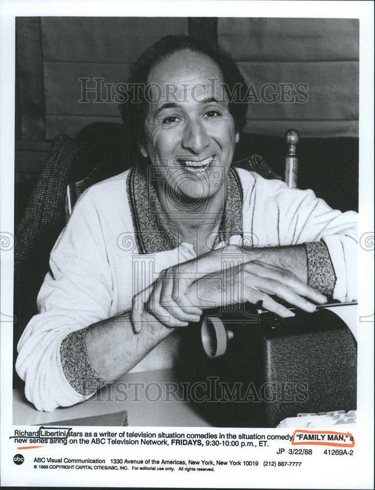 1988 Press Photo Richard Libertini &quot;Family Man&quot; - Historic Images