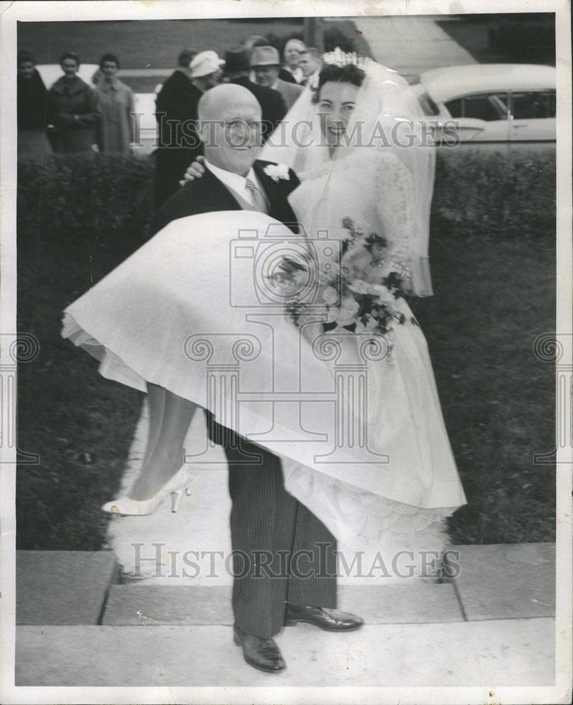 1958 Press Photo Livingston and Bride - Historic Images