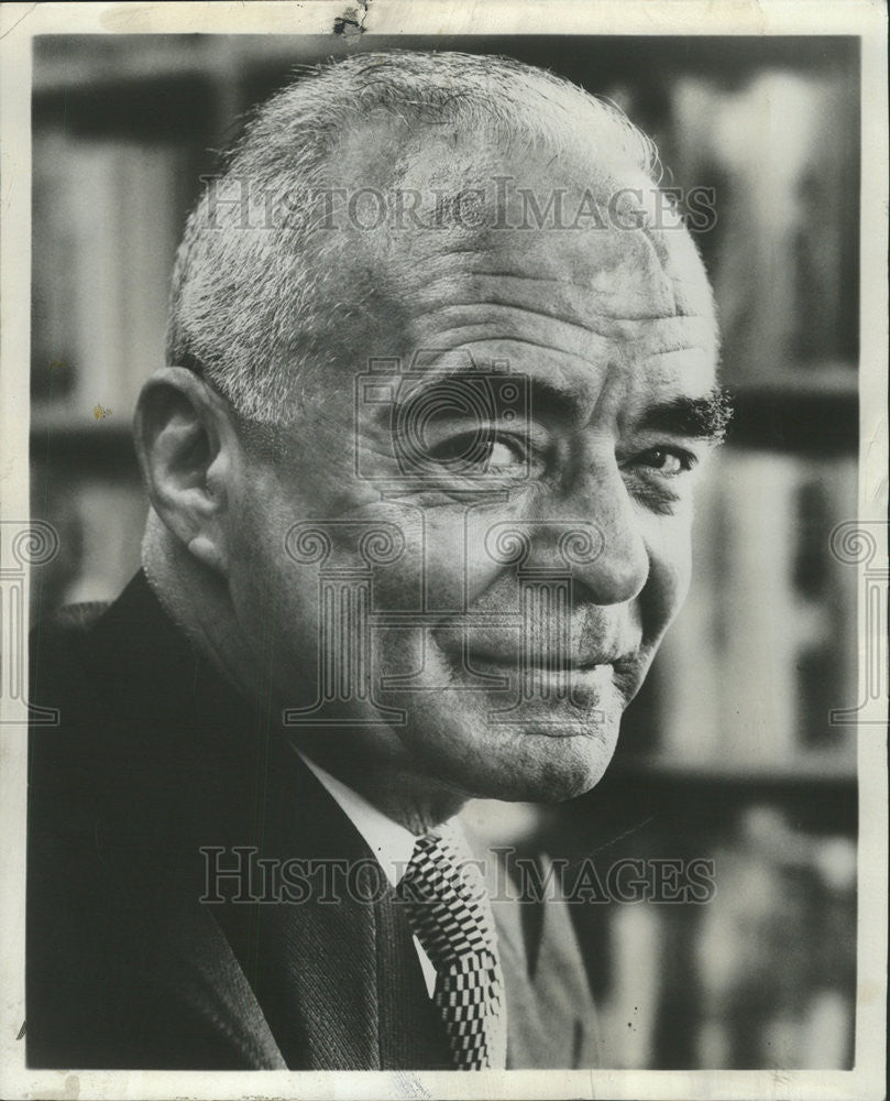 1964 Press Photo Richard Llewellyn Sweet Morn Judas Day Author - Historic Images