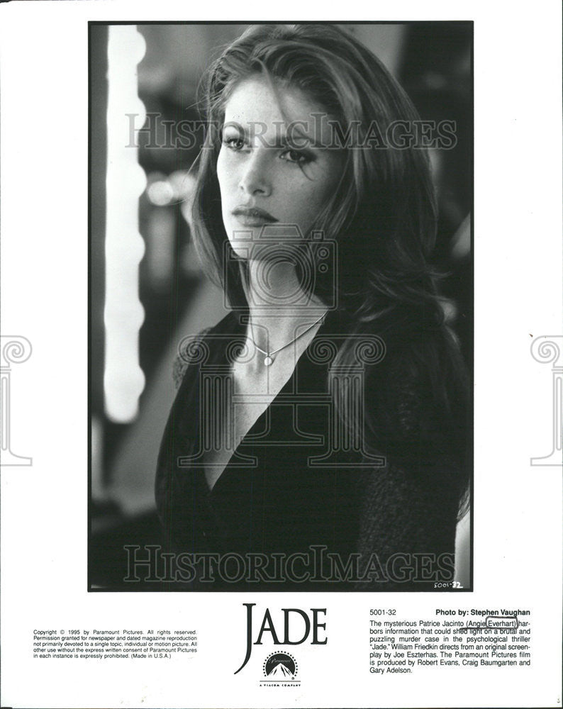 1996 Press Photo Angie Everhart As Patrice Jacinto In &quot;Jade&quot; - Historic Images