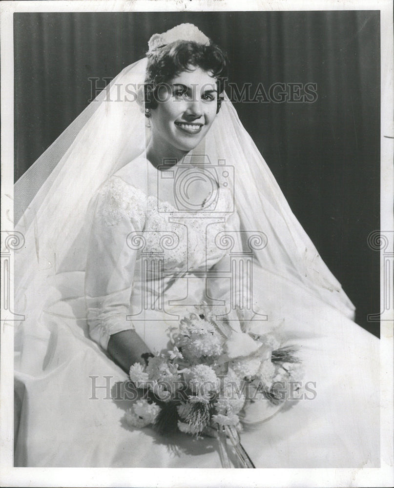 1958 Press Photo Mrs Howard Michael Field - Historic Images