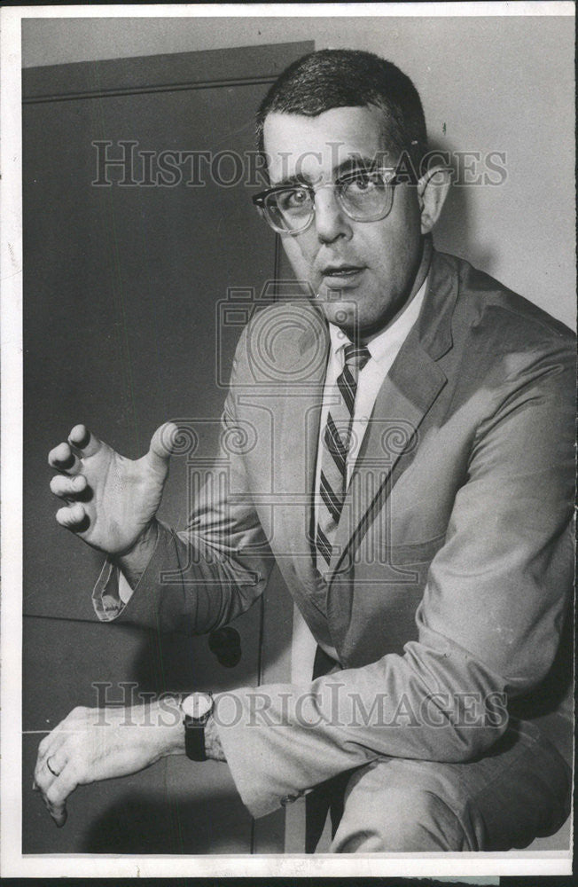 1963 Press Photo Albert B Fitt Civil Rights Deputy Assistant Secretary - Historic Images