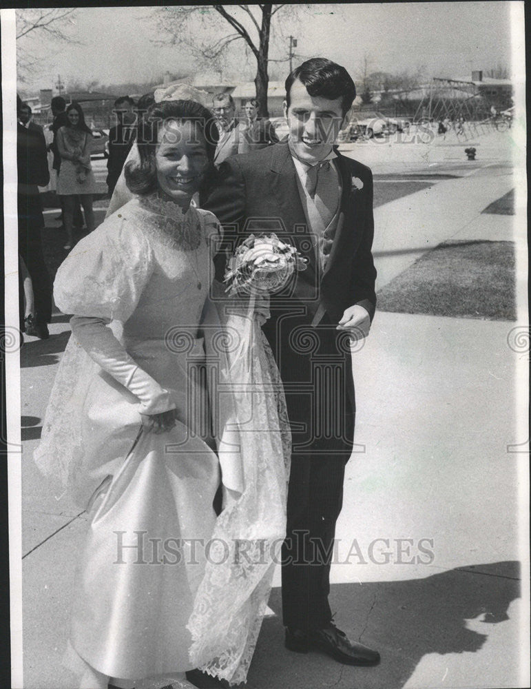 1970 Press Photo Mr and Mrs John Fitzpatrick Donna Burke - Historic Images