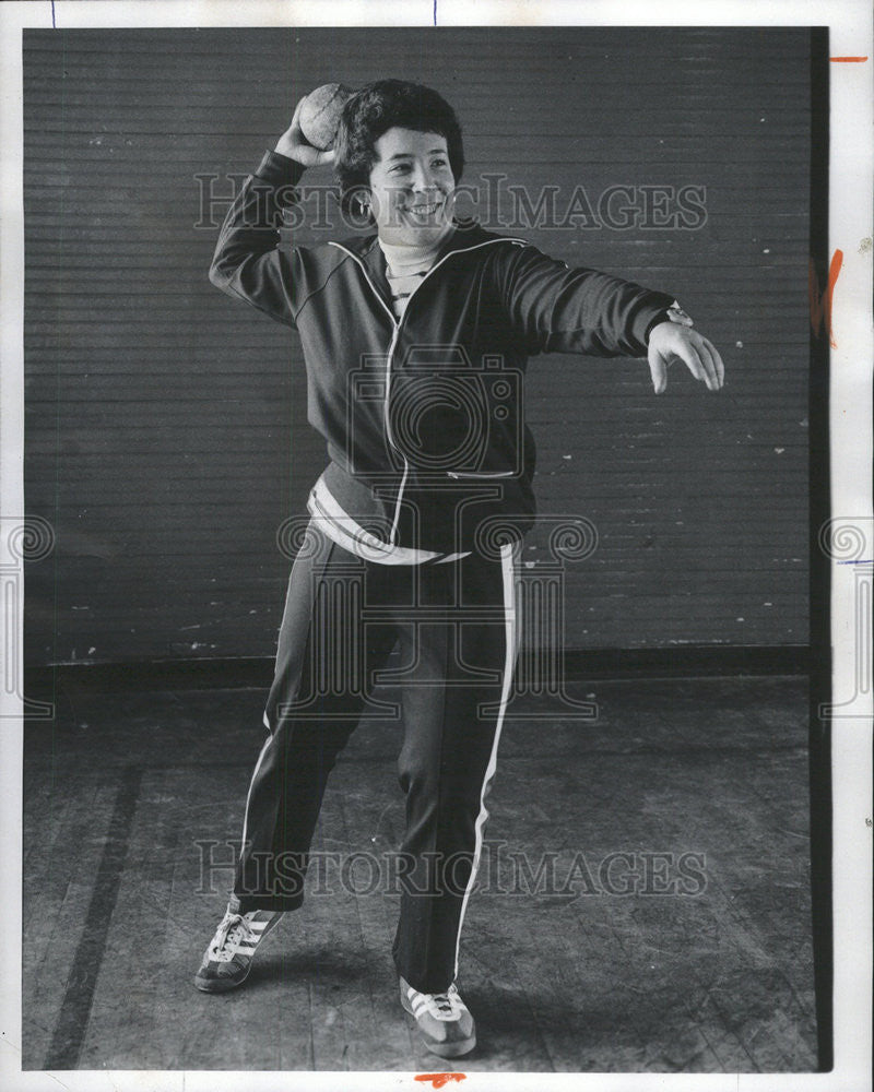 1976 Press Photo Jane Fishman Sports Trainer - Historic Images