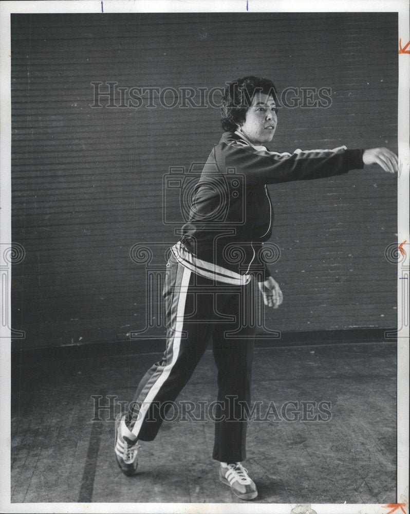 1976 Press Photo Jane Fishman Sports Trainer Jane Addams Center - Historic Images