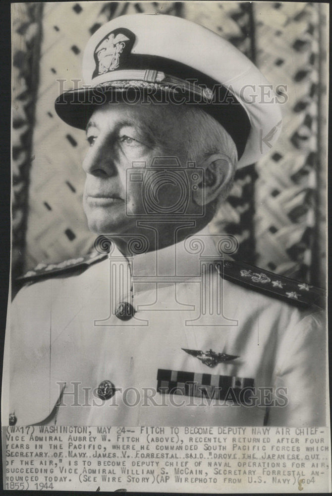 1944 Press Photo Vice Admiral Aubrey Fitch Secretary Navy James Forrestal - Historic Images