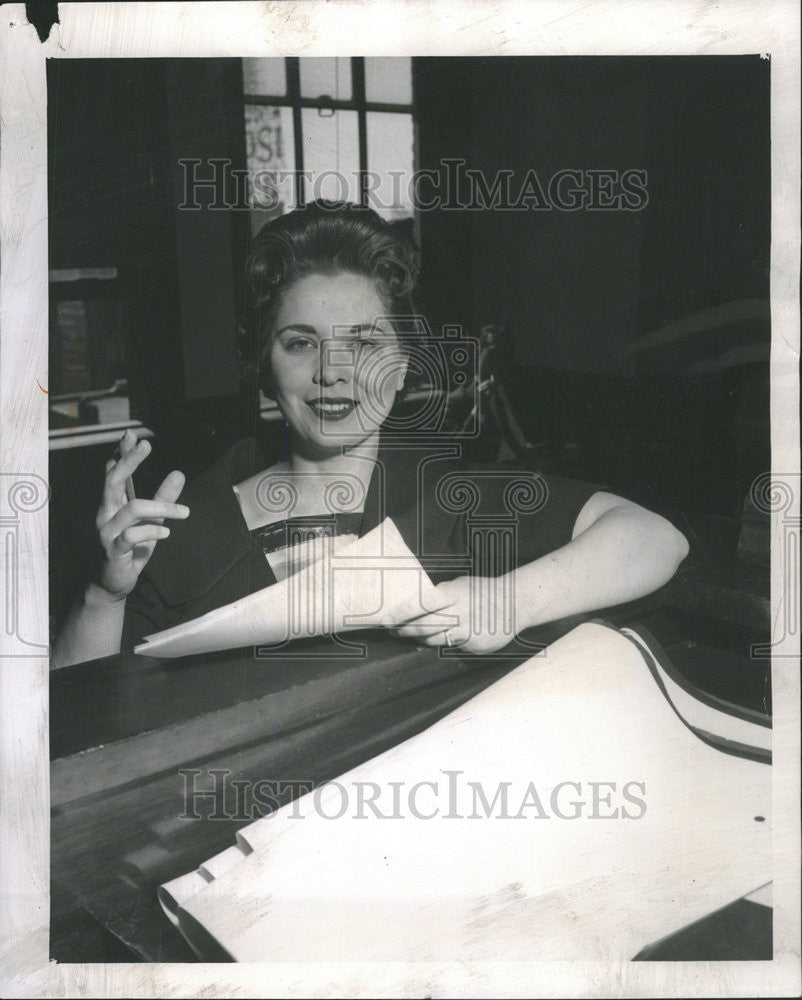 1960 Press Photo Marilyn Komosa a public defender in the Municipal court system - Historic Images