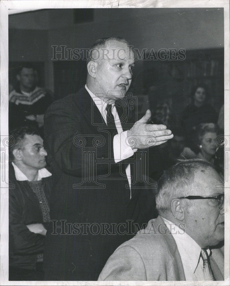 1962 Press Photo Frank Konrath, secretary of the United Taxpayer&#39;s Organization - Historic Images