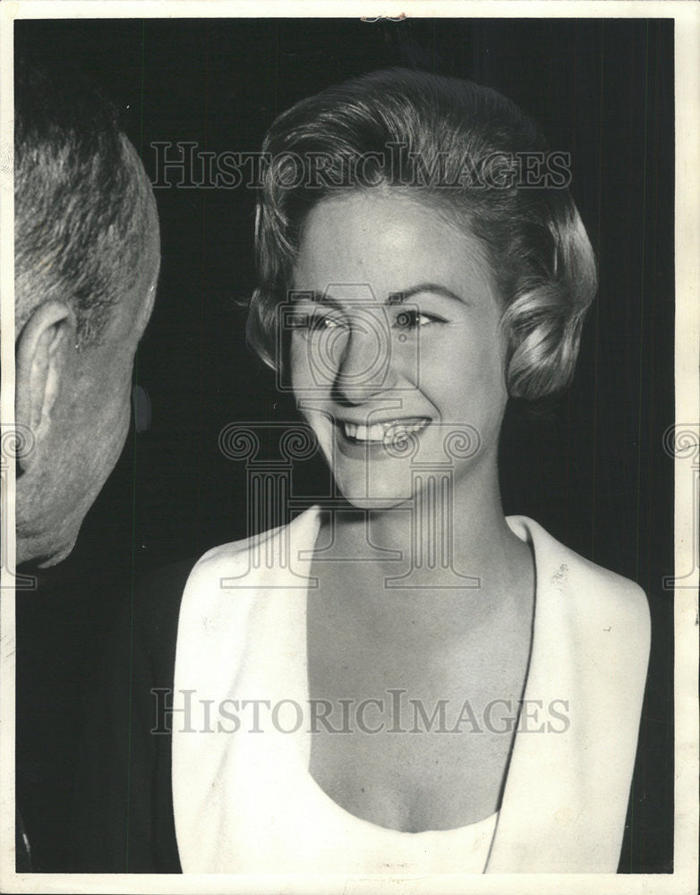 1964 Press Photo Gretchen Chapin socialite - Historic Images