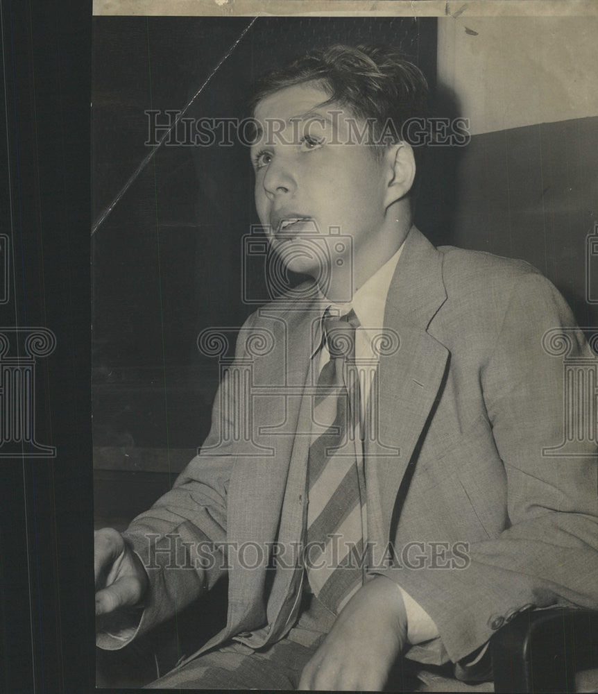 1948 Press Photo Roy Adams witness at trial - Historic Images