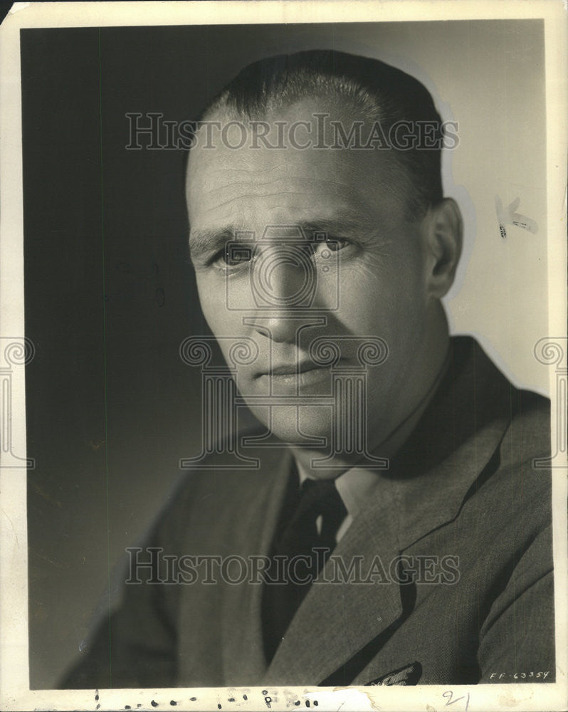 1942 Press Photo Captain Walter J. Addams,p ilot - Historic Images